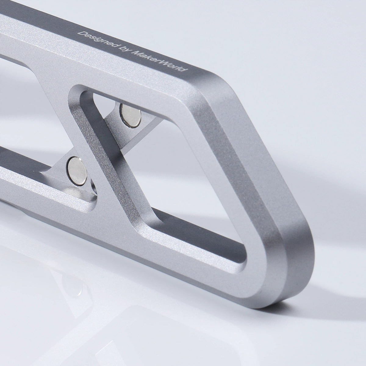Mag-Alloy_Scraper_