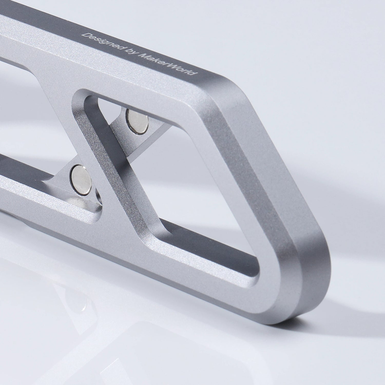 Mag-Alloy_Scraper_
