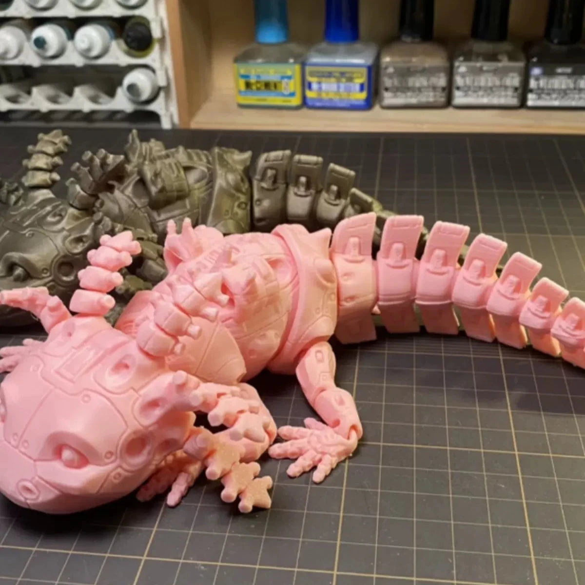 3D Printed Articulated Mechanical Axolotl