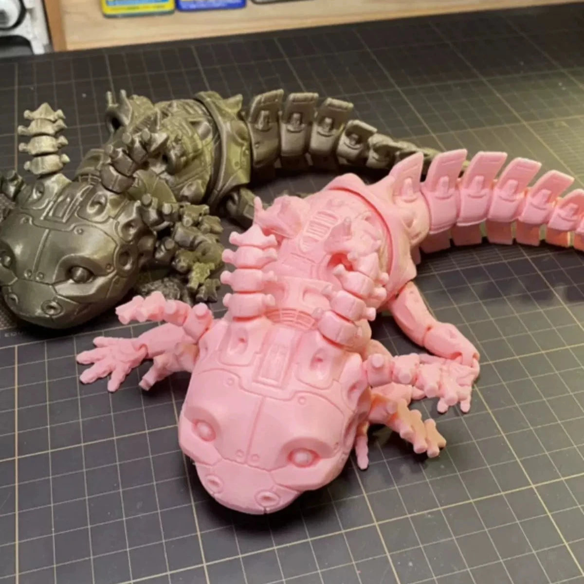 3D Printed Articulated Mechanical Axolotl