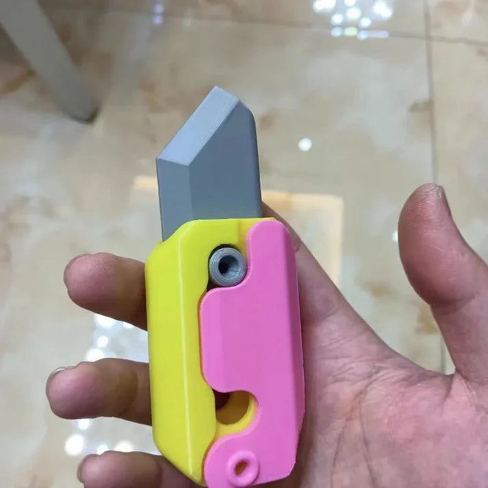 3D Printed Gravity Knife